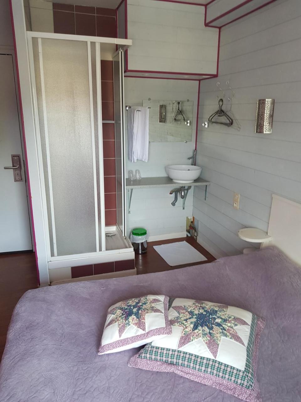 Hotel Des Voyageurs 马耶讷 外观 照片